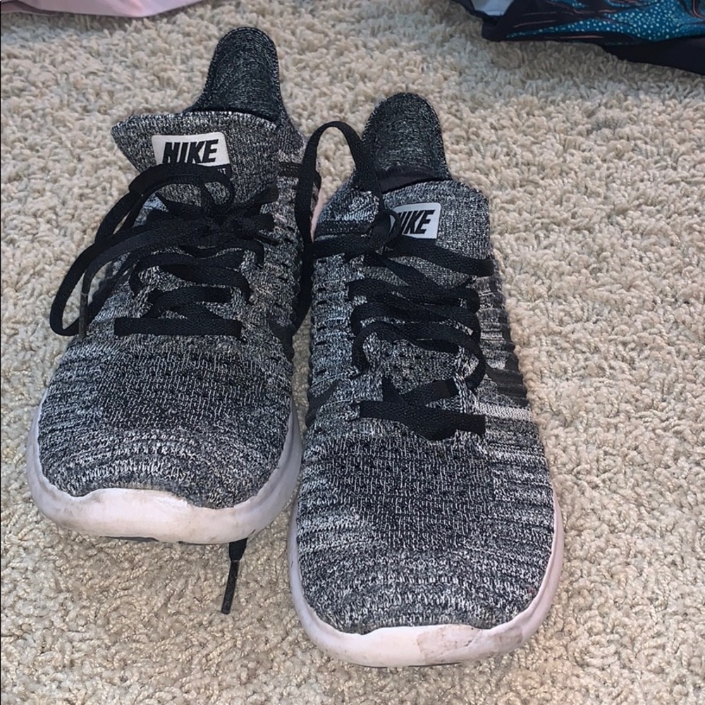 Nike Tennis shoes